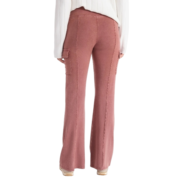 94625b8e-2fdd-4af4-8b67-16d80c9e162a_removalai_preview