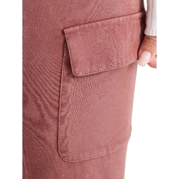 e3f88f24-d56b-4b52-af7f-92240fbe4a18_removalai_preview